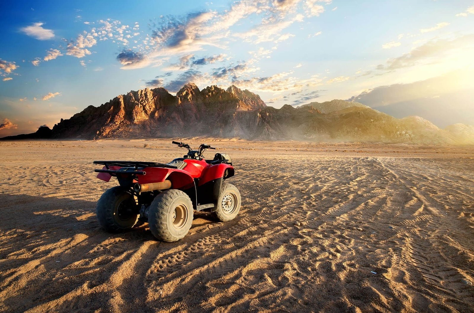 Quad Tour Hurghada mit Kamelritt – Abenteuer in der Wüste